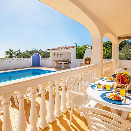 Renaissance - Moradia Com Piscina Aquecivel E Bbq Em Carvoeiro (Lagoa)