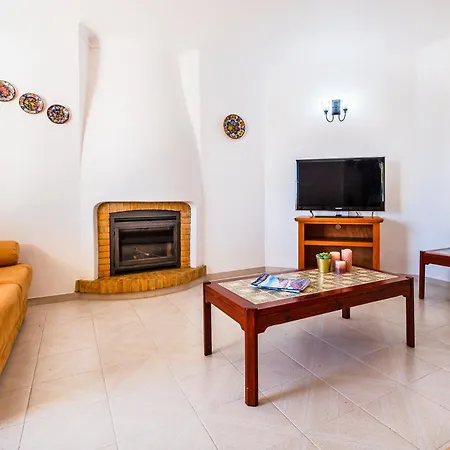 Renaissance - Moradia Com Piscina Aquecivel E Bbq Em קארבואירו